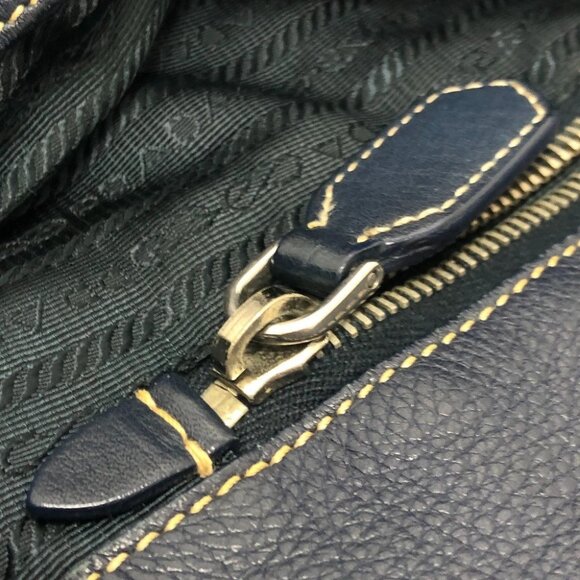 PRADA VA0677 Triangle logo Tote bag Nylon blue/SilverHardware - Picture 2 of 12